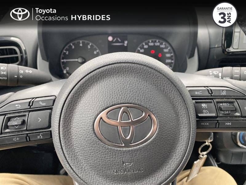 Photo 13 de l’annonce de TOYOTA Yaris d’occasion à vendre à AUBIÈRE