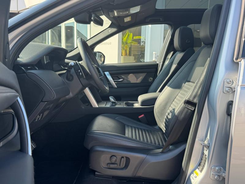 Photo 8 de l’annonce de LAND-ROVER Discovery Sport d’occasion à vendre à AIX-EN-PROVENCE