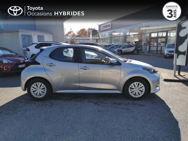 Photo 9 de l’annonce de TOYOTA Yaris d’occasion à vendre à ARLES
