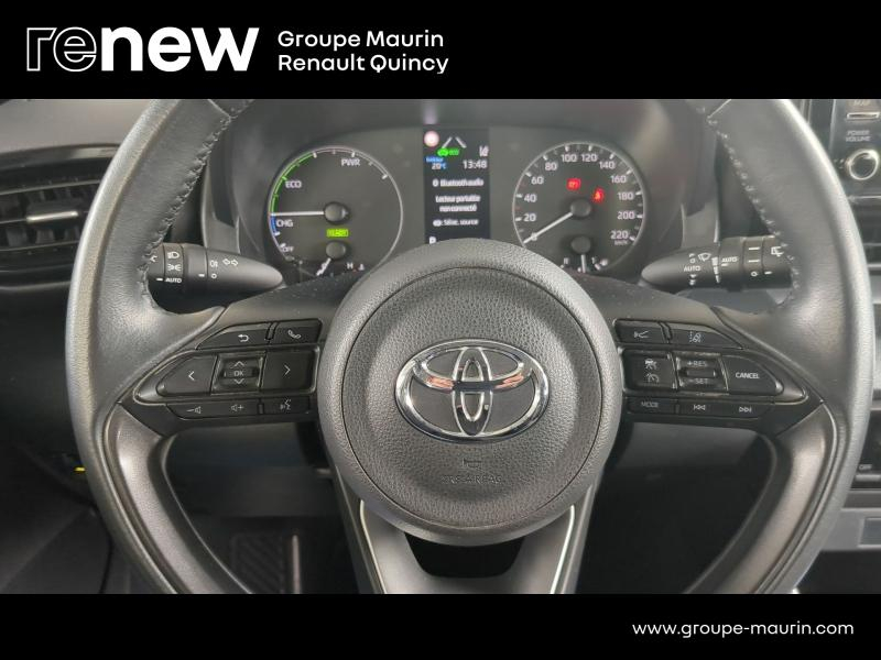 Photo 11 de l’annonce de TOYOTA Yaris d’occasion à vendre à QUINCY-SOUS-SÉNART