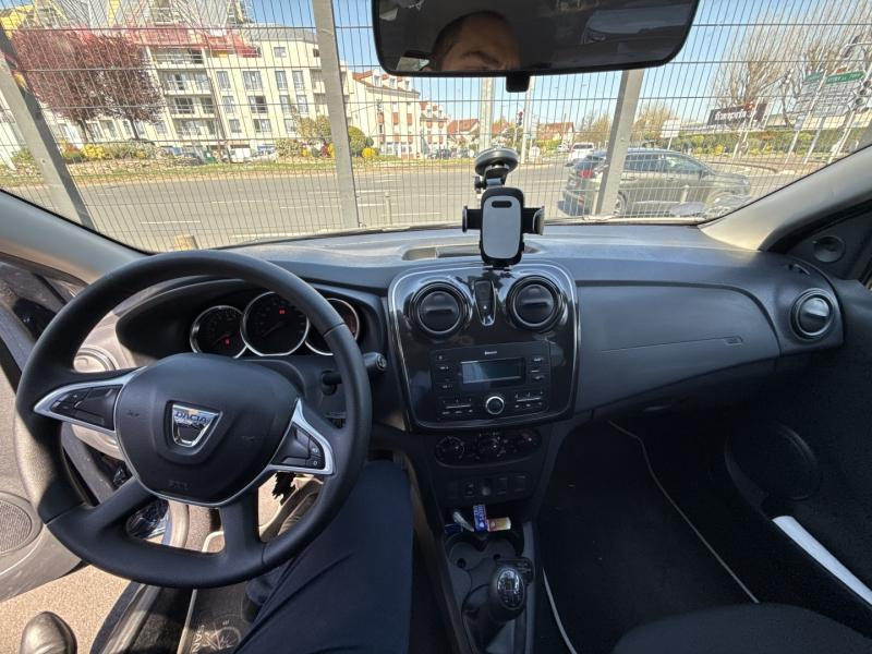 Photo 3 de l’annonce de DACIA Sandero d’occasion à vendre à CHENNEVIÈRES-SUR-MARNE