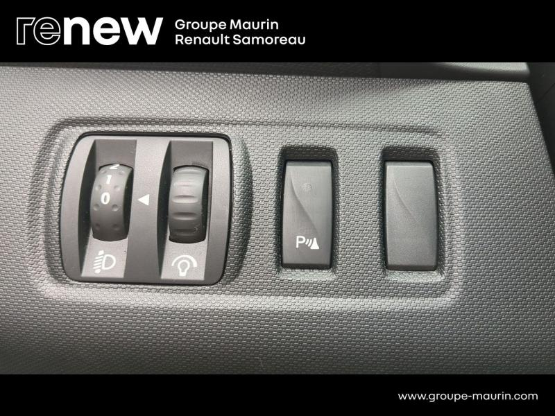 Photo 20 de l’annonce de RENAULT Clio d’occasion à vendre à SAMOREAU