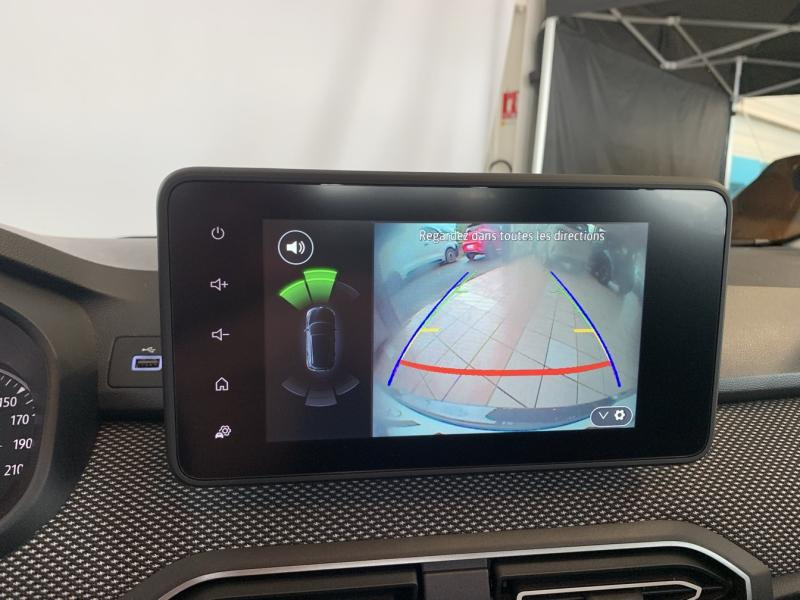 Photo 11 de l’annonce de DACIA Sandero d’occasion à vendre à CHENNEVIÈRES-SUR-MARNE