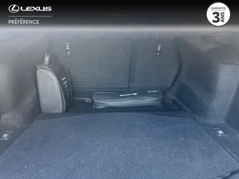 Photo 10 de l’annonce de LEXUS IS d’occasion à vendre à LATTES