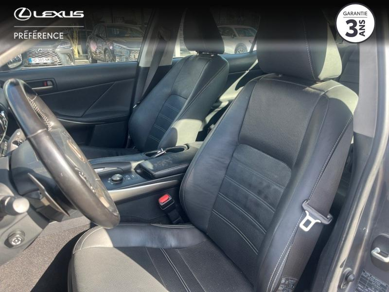 Photo 11 de l’annonce de LEXUS IS d’occasion à vendre à LATTES