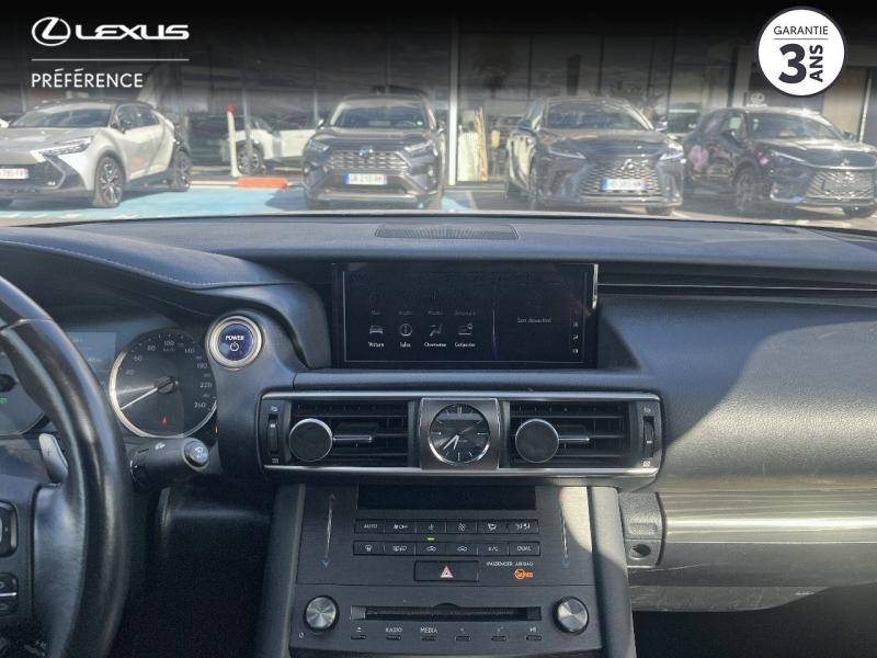 Photo 15 de l’annonce de LEXUS IS d’occasion à vendre à LATTES