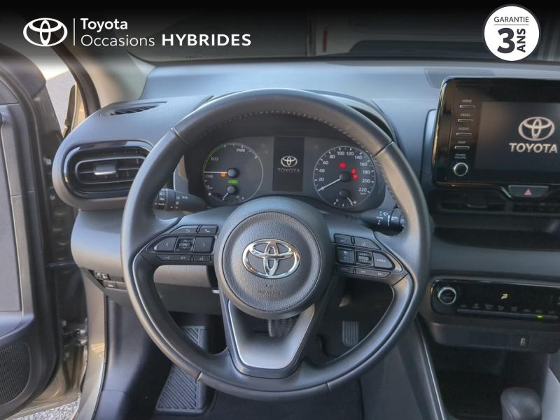 Photo 9 de l’annonce de TOYOTA Yaris d’occasion à vendre à NÎMES