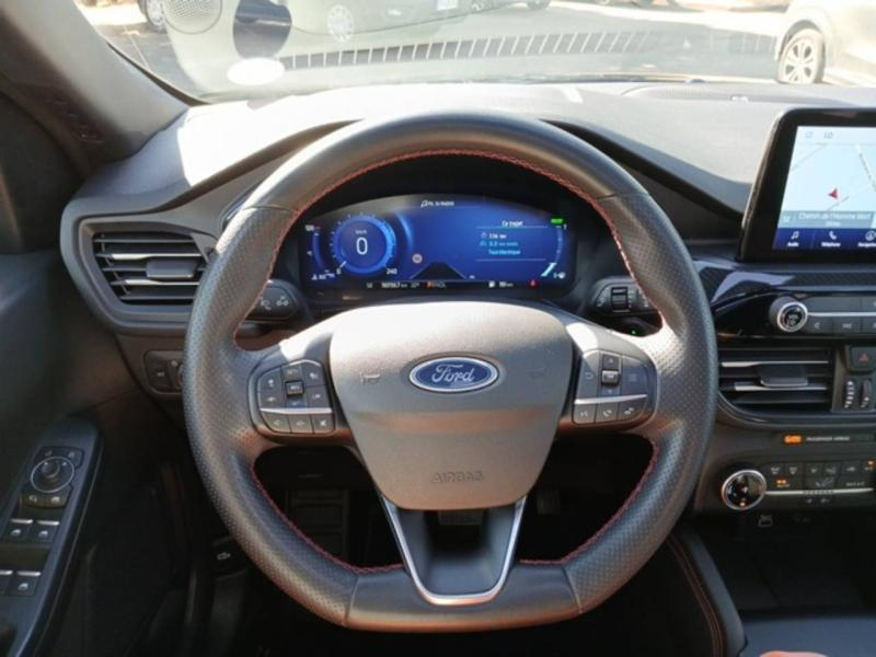 Photo 13 de l’annonce de FORD Kuga d’occasion à vendre à NÎMES