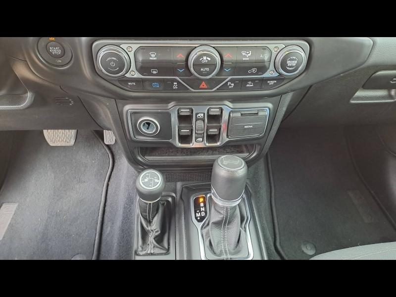 Photo 18 de l’annonce de JEEP Wrangler d’occasion à vendre à MARSEILLE