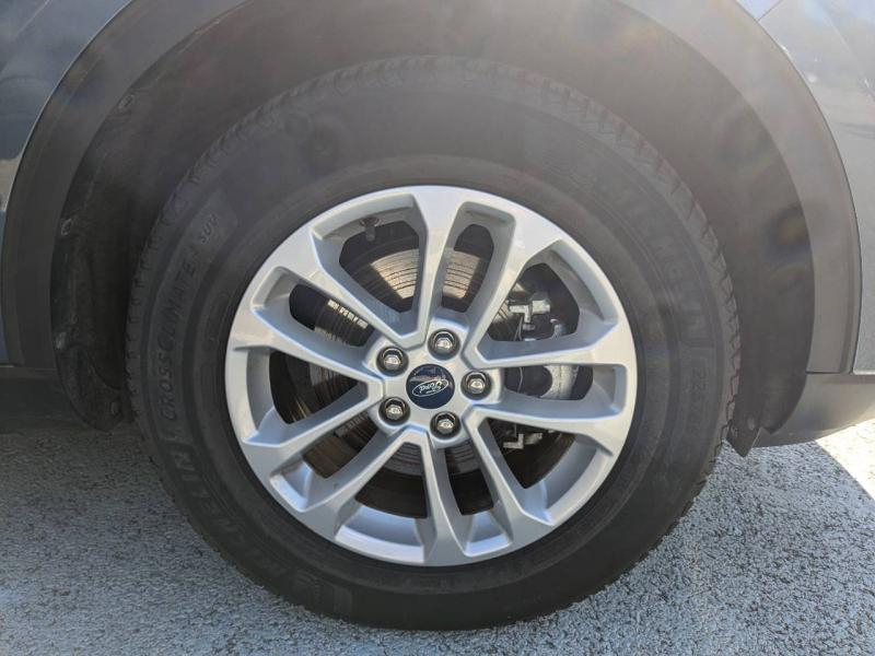 Photo 15 de l’annonce de FORD Kuga d’occasion à vendre à AUBAGNE