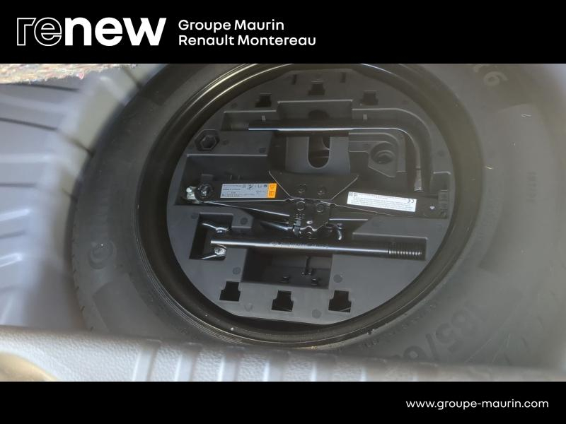 Photo 15 de l’annonce de RENAULT Clio d’occasion à vendre à VARENNES SUR SEINE