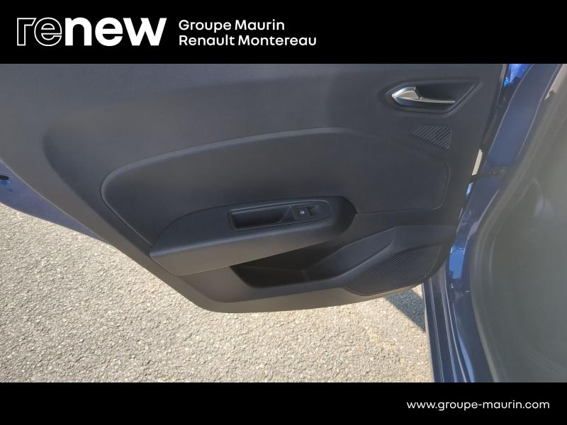 Photo 19 de l’annonce de RENAULT Clio d’occasion à vendre à VARENNES SUR SEINE