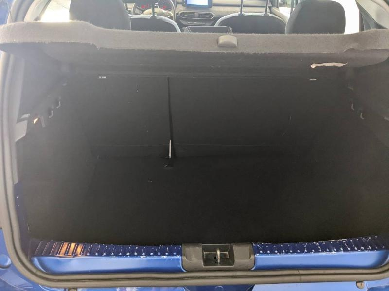 Photo 9 de l’annonce de DACIA Sandero d’occasion à vendre à CHENNEVIÈRES-SUR-MARNE