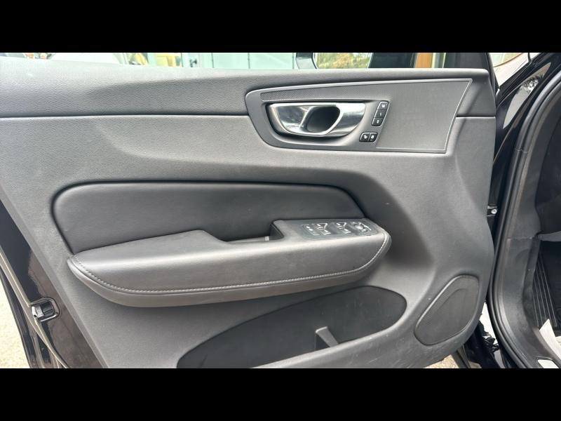 Photo 14 de l’annonce de VOLVO XC60 d’occasion à vendre à AIX-EN-PROVENCE