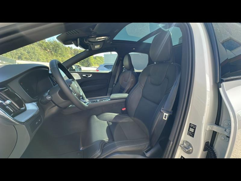 Photo 5 de l’annonce de VOLVO XC60 d’occasion à vendre à AIX-EN-PROVENCE