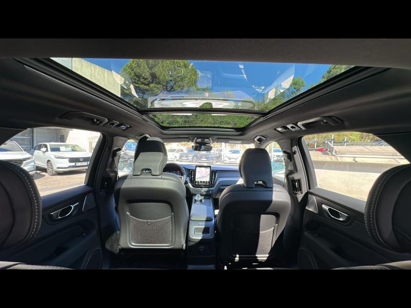 Photo 8 de l’annonce de VOLVO XC60 d’occasion à vendre à AIX-EN-PROVENCE