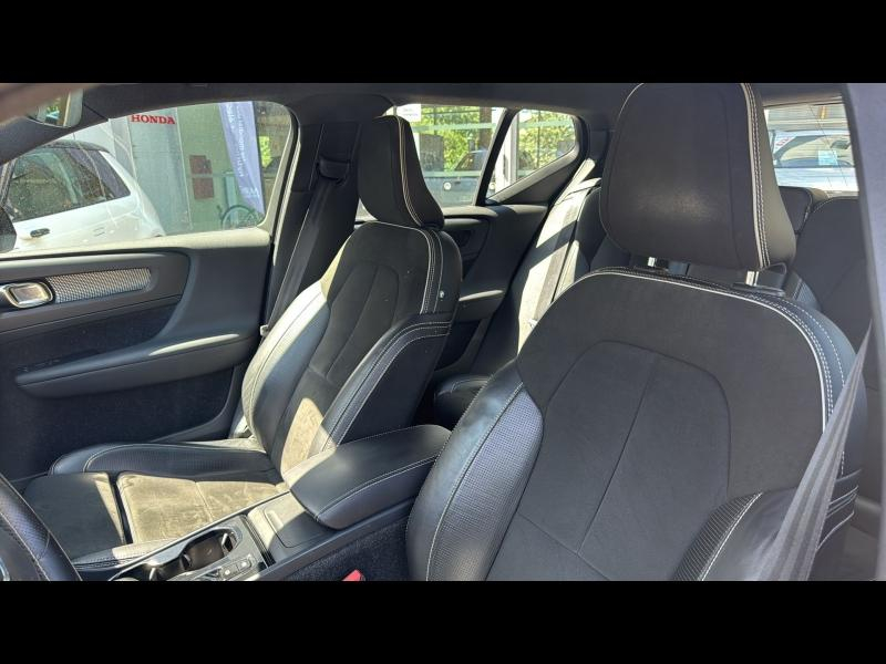 Photo 5 de l’annonce de VOLVO XC40 d’occasion à vendre à AIX-EN-PROVENCE