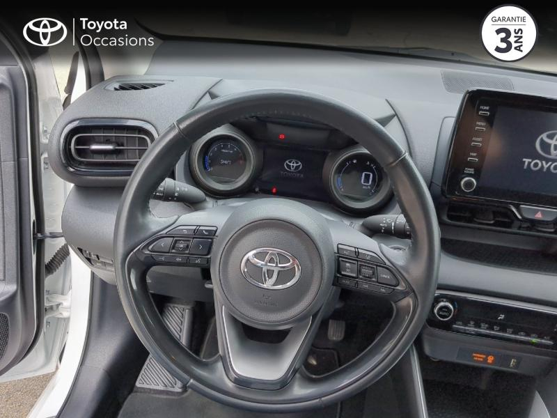 Photo 9 de l’annonce de TOYOTA Yaris d’occasion à vendre à NÎMES