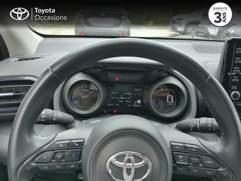 Photo 13 de l’annonce de TOYOTA Yaris d’occasion à vendre à NÎMES