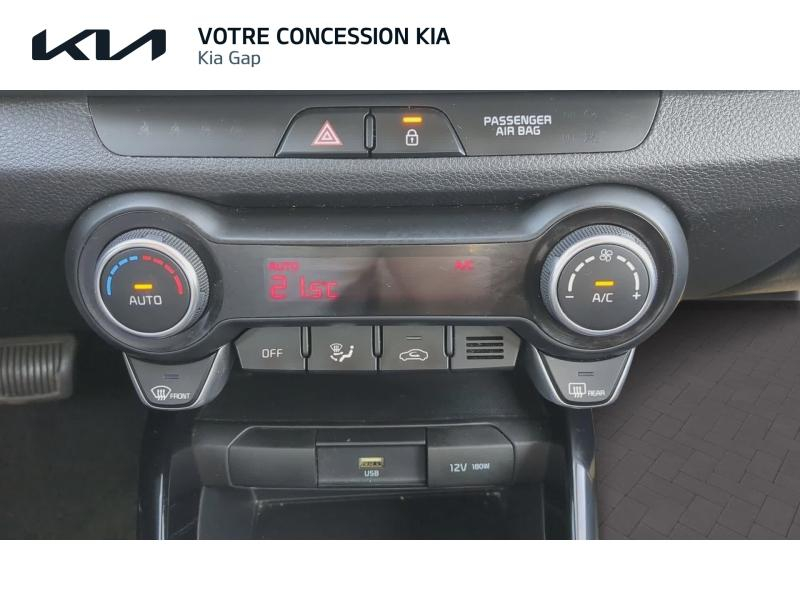 Photo 14 de l’annonce de KIA Stonic d’occasion à vendre à GAP
