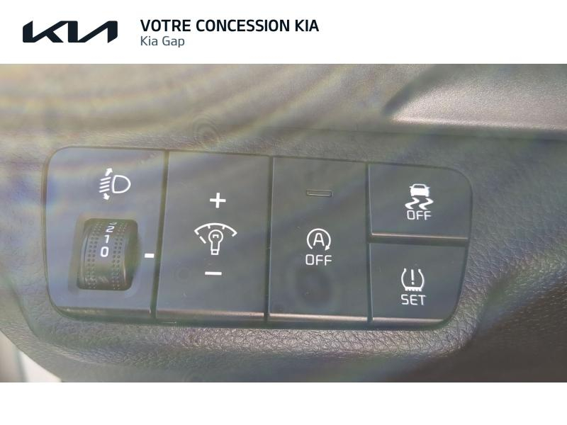Photo 8 de l’annonce de KIA Stonic d’occasion à vendre à GAP