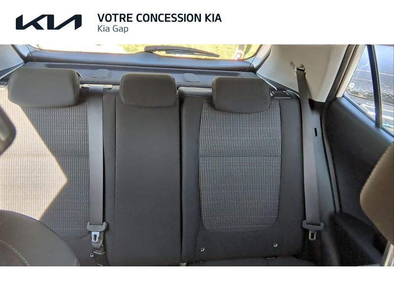 Photo 19 de l’annonce de KIA Stonic d’occasion à vendre à GAP
