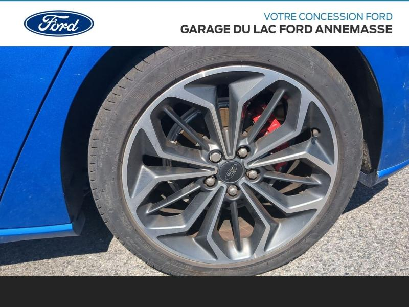 Photo 4 de l’annonce de FORD Focus d’occasion à vendre à ANNEMASSE
