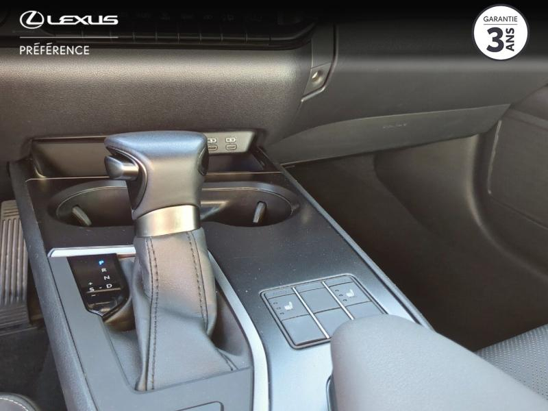 Photo 9 de l’annonce de LEXUS UX d’occasion à vendre à MONTFAVET