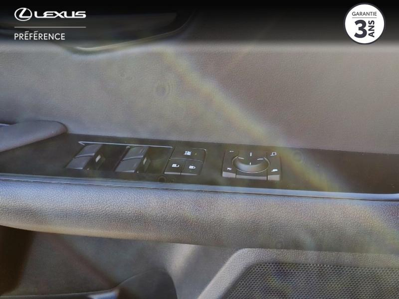 Photo 12 de l’annonce de LEXUS UX d’occasion à vendre à MONTFAVET