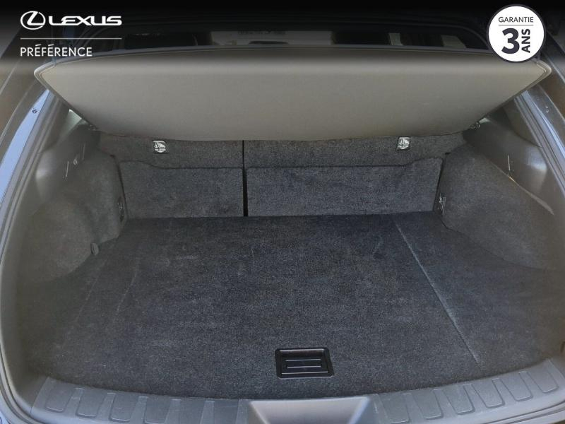 Photo 15 de l’annonce de LEXUS UX d’occasion à vendre à MONTFAVET