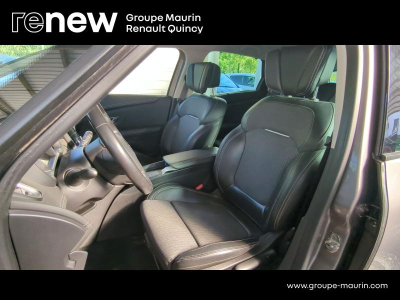 Photo 12 de l’annonce de RENAULT Scenic d’occasion à vendre à QUINCY-SOUS-SÉNART