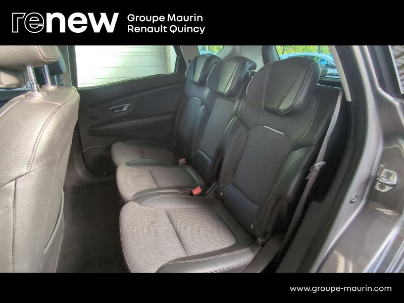 Photo 13 de l’annonce de RENAULT Scenic d’occasion à vendre à QUINCY-SOUS-SÉNART