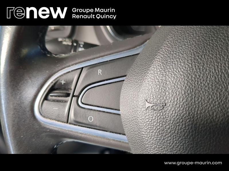 Photo 18 de l’annonce de RENAULT Scenic d’occasion à vendre à QUINCY-SOUS-SÉNART