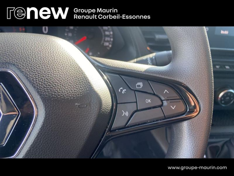 Photo 13 de l’annonce de RENAULT Kangoo Van d’occasion à vendre à CORBEIL-ESSONNES