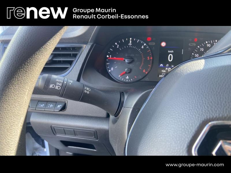 Photo 15 de l’annonce de RENAULT Kangoo Van d’occasion à vendre à CORBEIL-ESSONNES