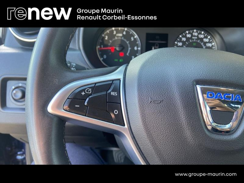Photo 11 de l’annonce de DACIA Duster d’occasion à vendre à CORBEIL-ESSONNES