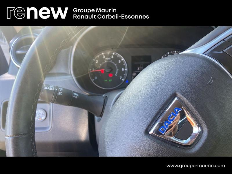 Photo 14 de l’annonce de DACIA Duster d’occasion à vendre à CORBEIL-ESSONNES