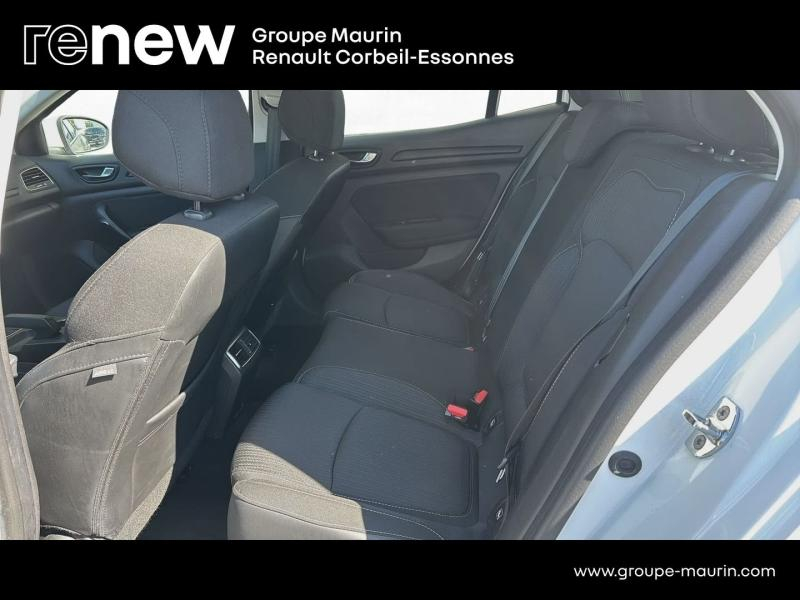 Photo 11 de l’annonce de RENAULT Megane d’occasion à vendre à CORBEIL-ESSONNES