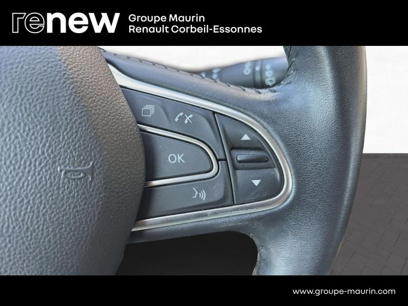 Photo 19 de l’annonce de RENAULT Megane d’occasion à vendre à CORBEIL-ESSONNES