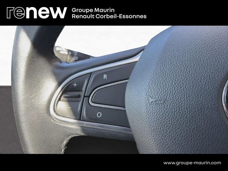Photo 20 de l’annonce de RENAULT Megane d’occasion à vendre à CORBEIL-ESSONNES