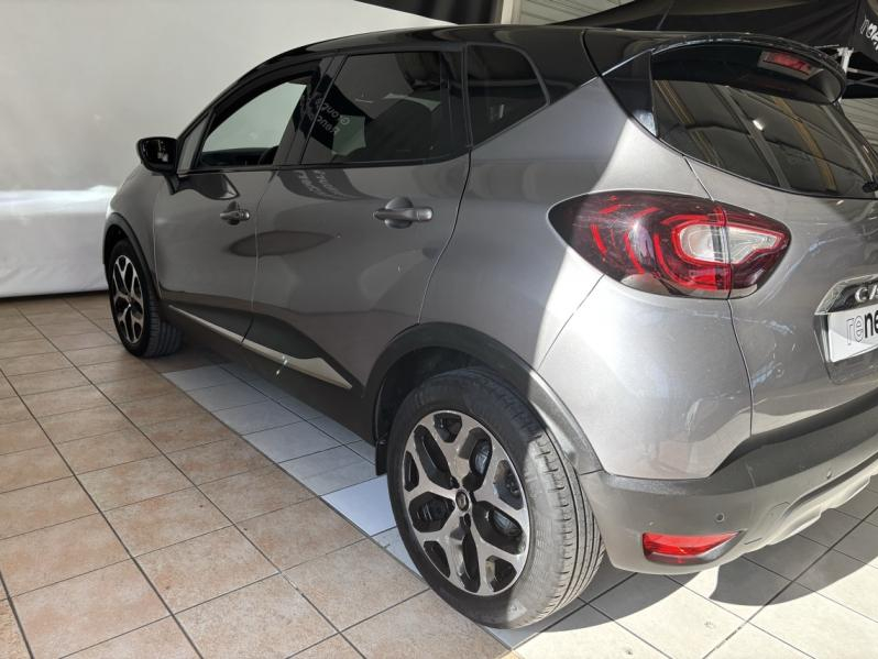Photo 3 de l’annonce de RENAULT Captur d’occasion à vendre à CHENNEVIÈRES-SUR-MARNE