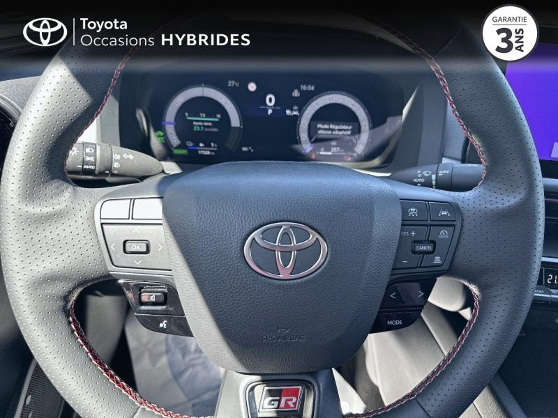 Photo 13 de l’annonce de TOYOTA C-HR d’occasion à vendre à AUBIÈRE