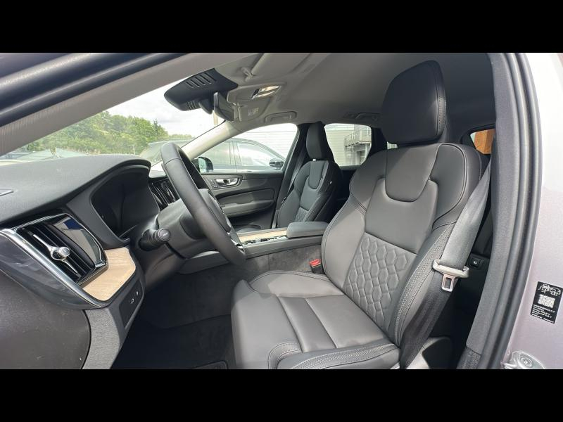 Photo 5 de l’annonce de VOLVO XC60 d’occasion à vendre à AIX-EN-PROVENCE