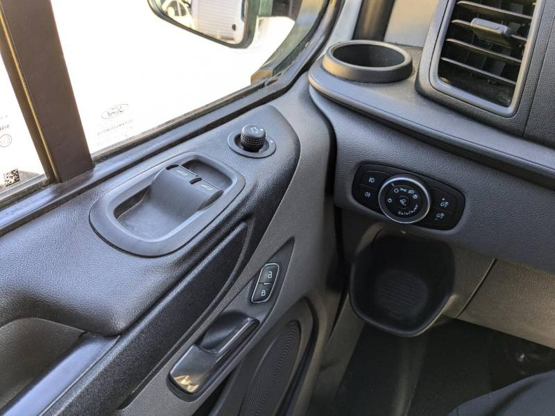 Photo 14 de l’annonce de FORD Transit Custom Fg VUL d’occasion à vendre à AUBAGNE