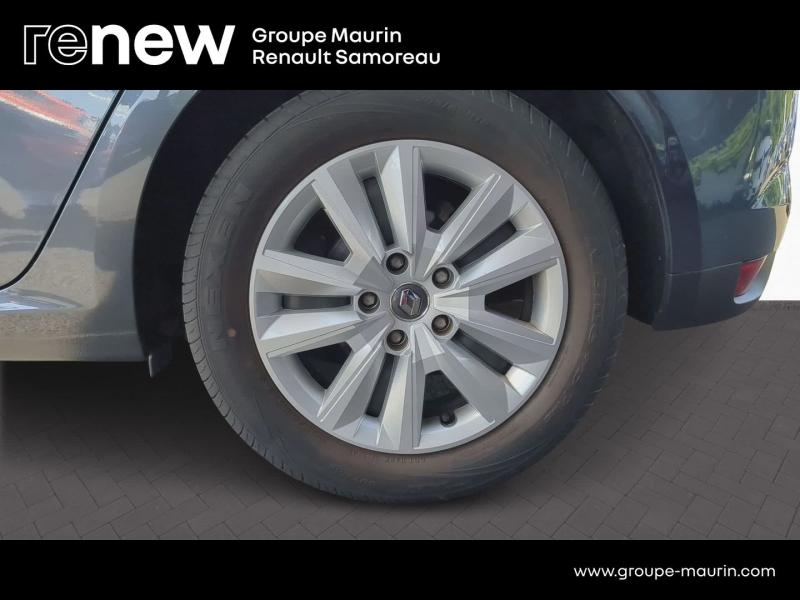 Photo 7 de l’annonce de RENAULT Megane d’occasion à vendre à SAMOREAU