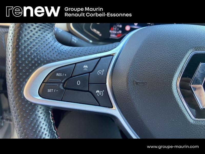 Photo 16 de l’annonce de RENAULT Captur d’occasion à vendre à CORBEIL-ESSONNES