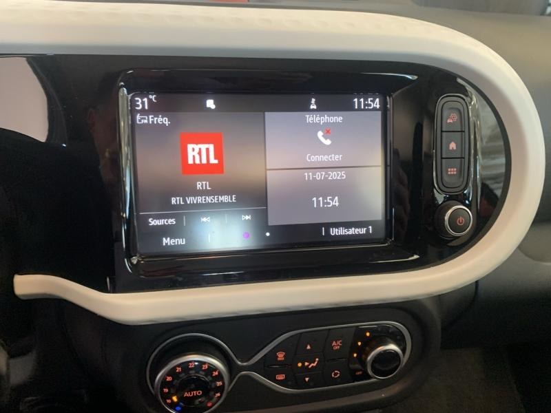 Photo 7 de l’annonce de RENAULT Twingo d’occasion à vendre à CHENNEVIÈRES-SUR-MARNE