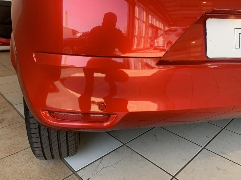 Photo 14 de l’annonce de RENAULT Twingo d’occasion à vendre à CHENNEVIÈRES-SUR-MARNE