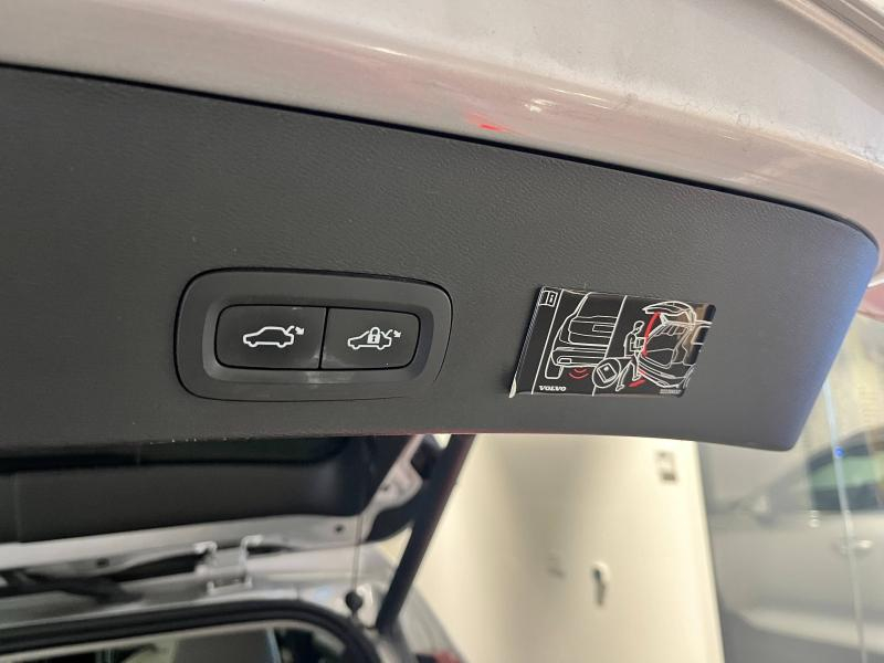Photo 9 de l’annonce de VOLVO XC40 d’occasion à vendre à LATTES
