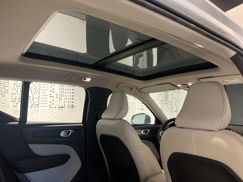 Photo 13 de l’annonce de VOLVO XC40 d’occasion à vendre à LATTES